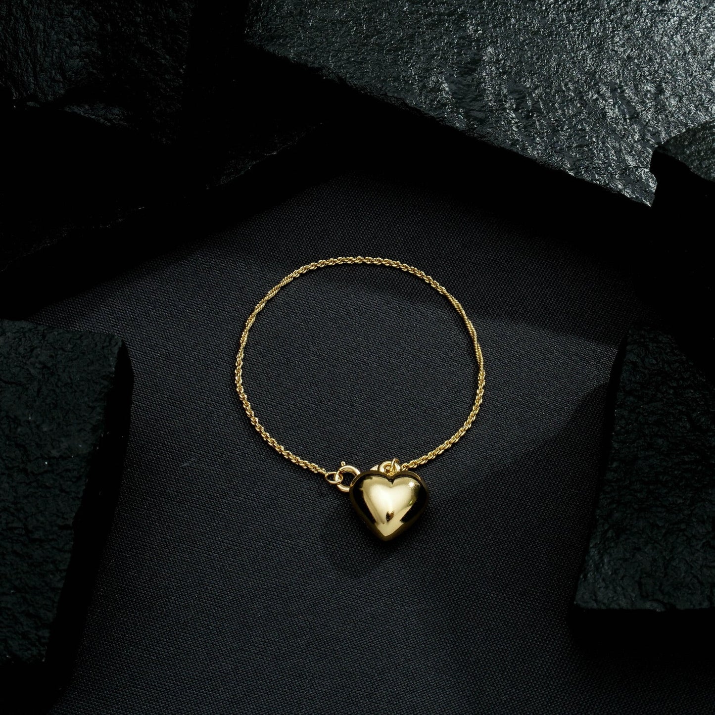 Pulseira Dourada de Cordão Baiano com Coração - Galeria