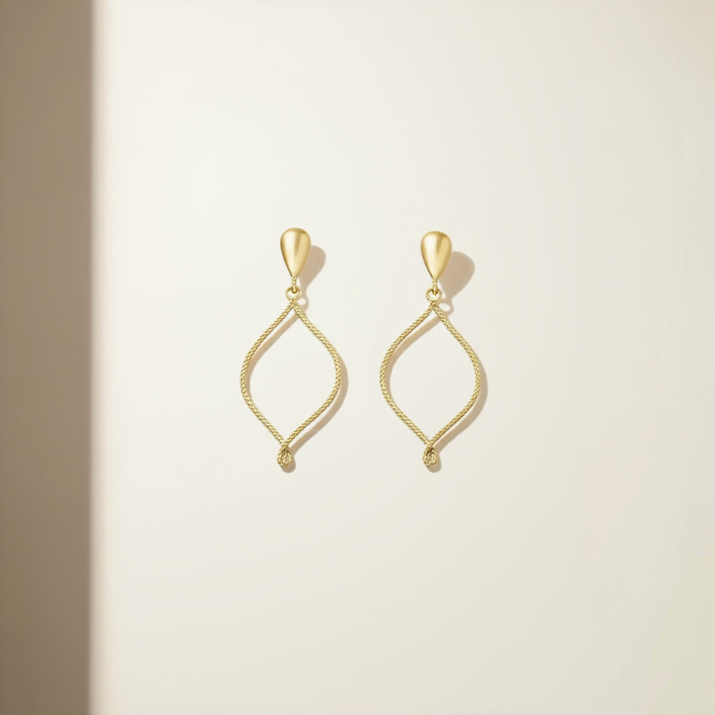 Brinco Folheado a Ouro Design Elegance