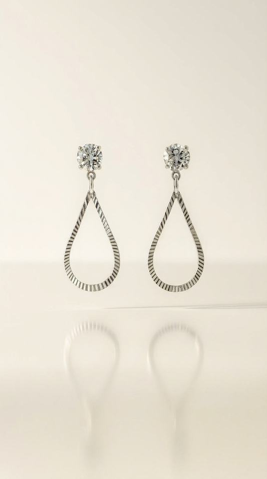 Brinco Gota com Cristal em Prata