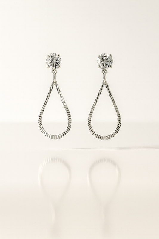 Brinco Gota com Cristal em Prata