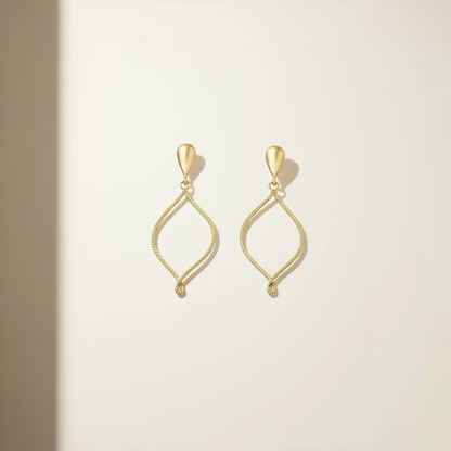 Brinco Folheado a Ouro Design Elegance